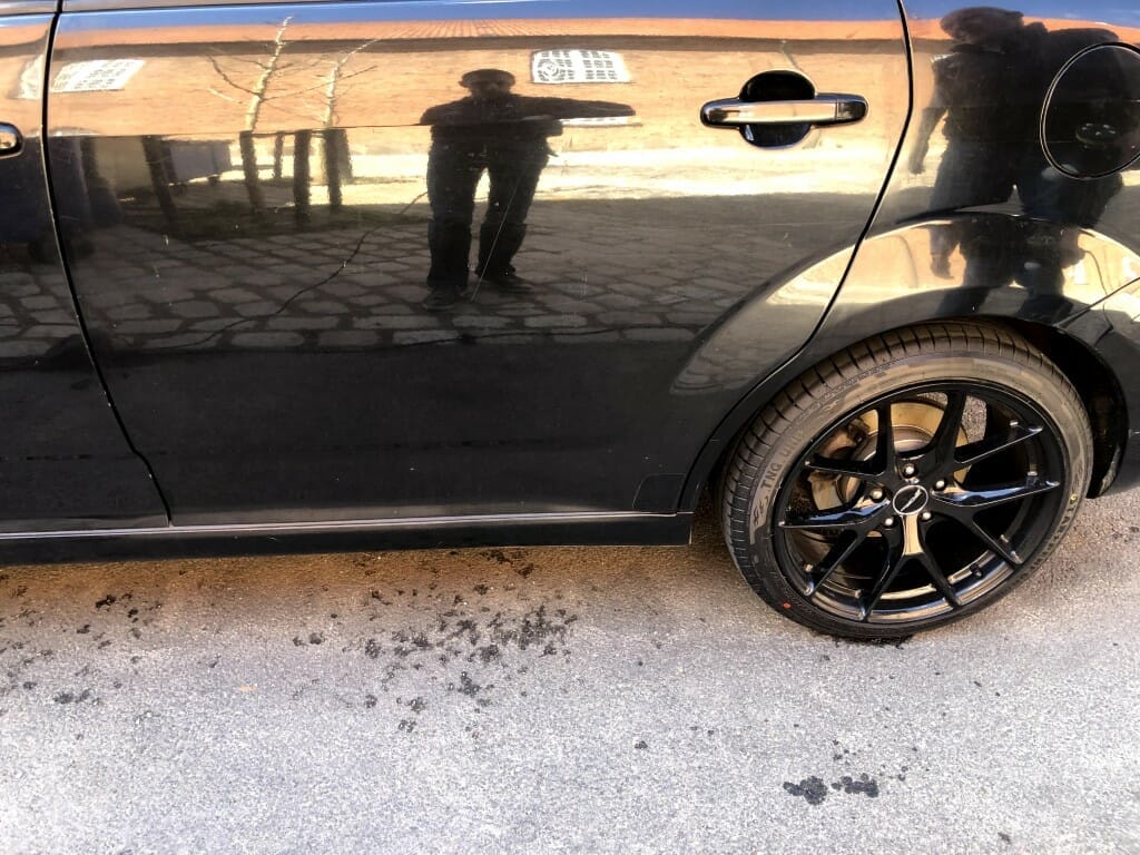 Bilside før polering Bilside før polering