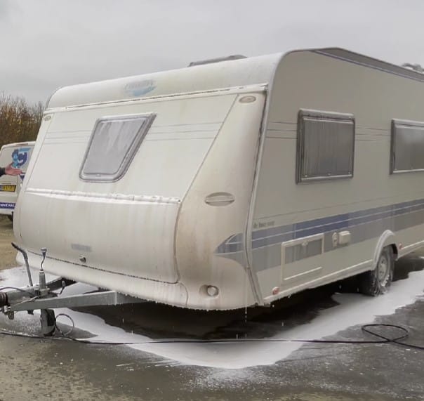 billede af campingvogn