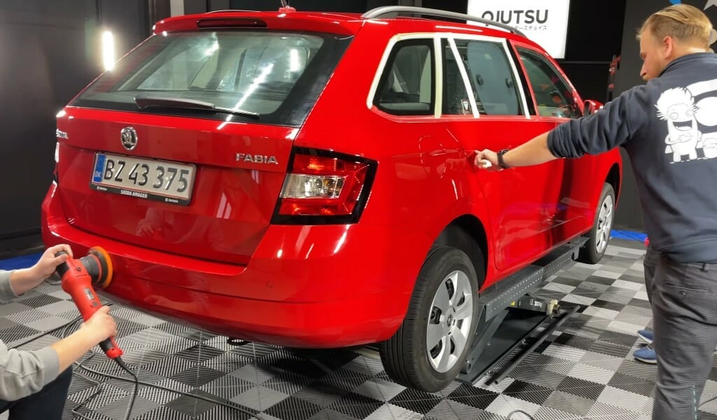 Polering på bilen Polering på bilen