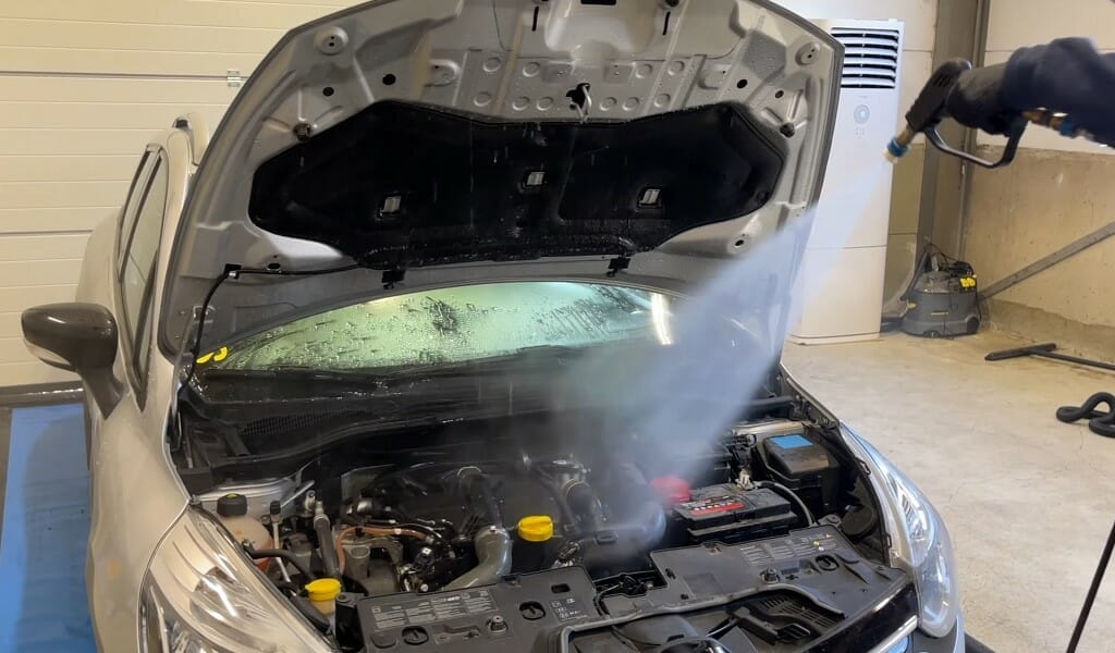 Afspulning af motorrum Afspulning af motorrum